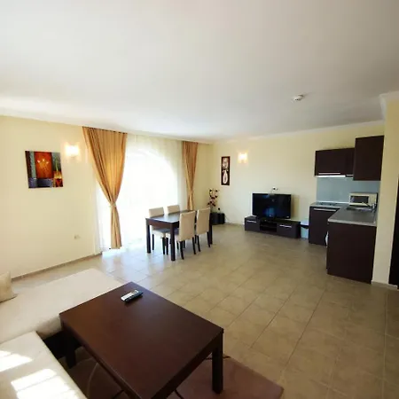 Saint George Palace - Sveti Vlas